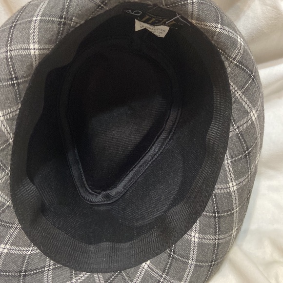 S/M Plaid Hat by JFK Headwear with side studs clean - Picture 5 of 6